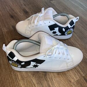 DC Women's White and Black Sneakers